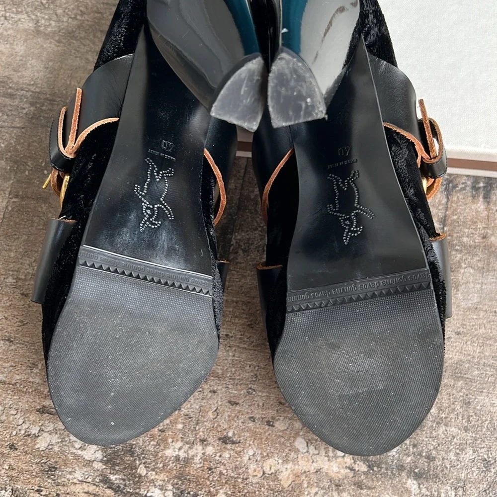 MARNI Vintage Platform Booties Pumps - Velvet with Leather Buckle size 40 - Picture 5 of 12